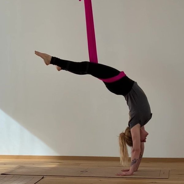 Aerial Yoga Teacher Training - Level 2 - in Freiburg 30.-31.05.24